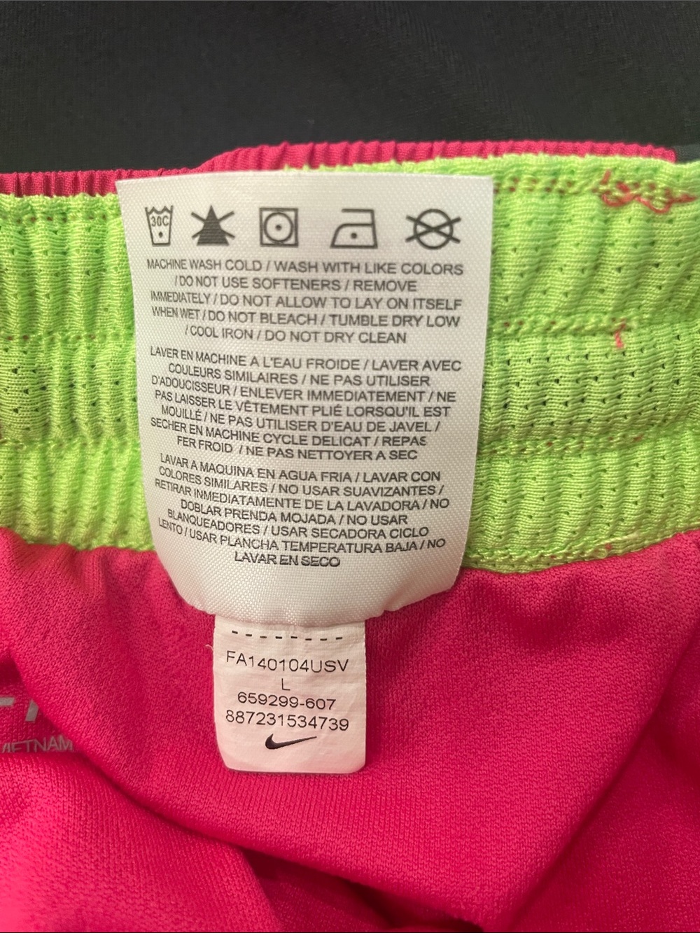 Nike Dri-Fit T-shirt and Short-Size Large - Picture 6 of 6